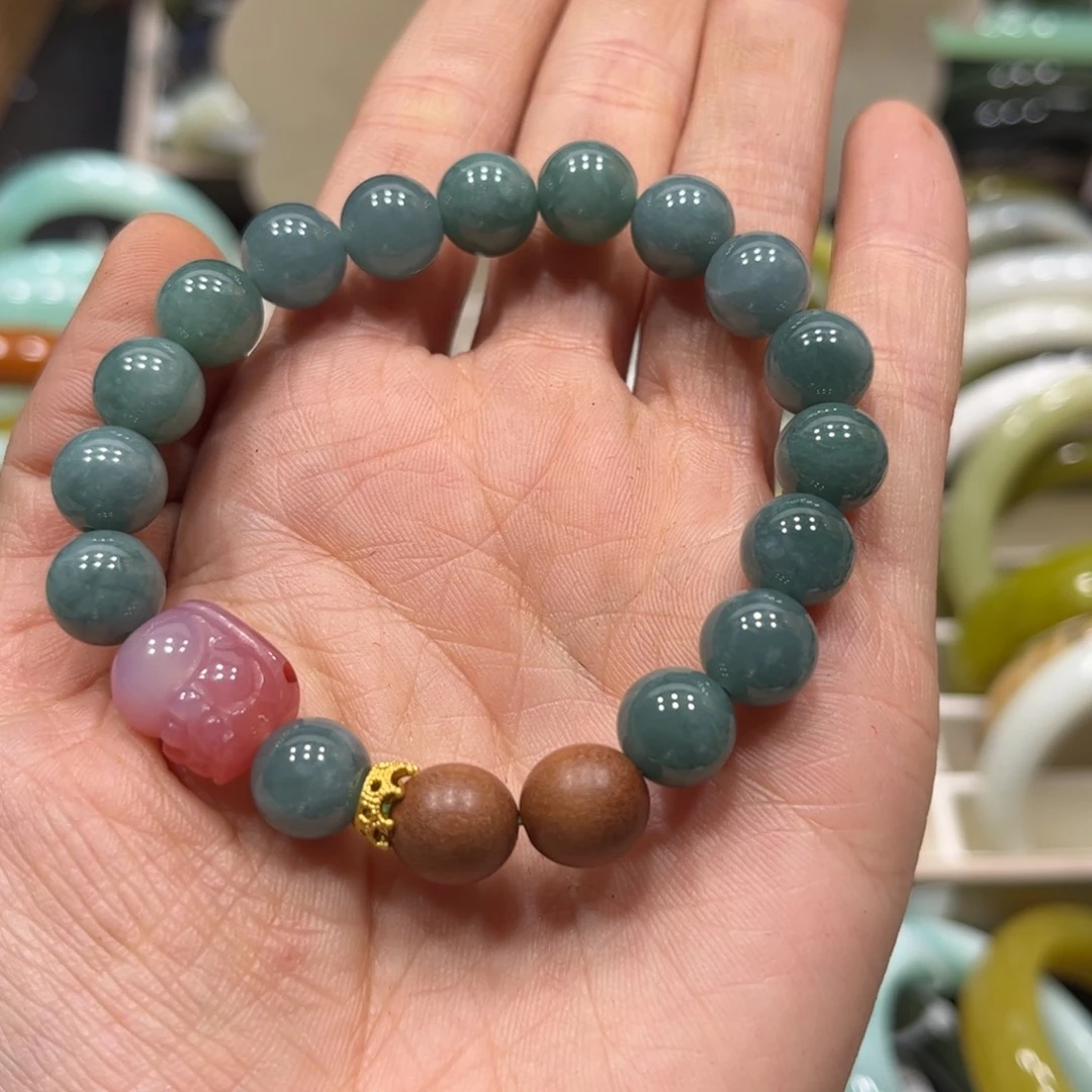 翡翠手链未镶嵌翡翠