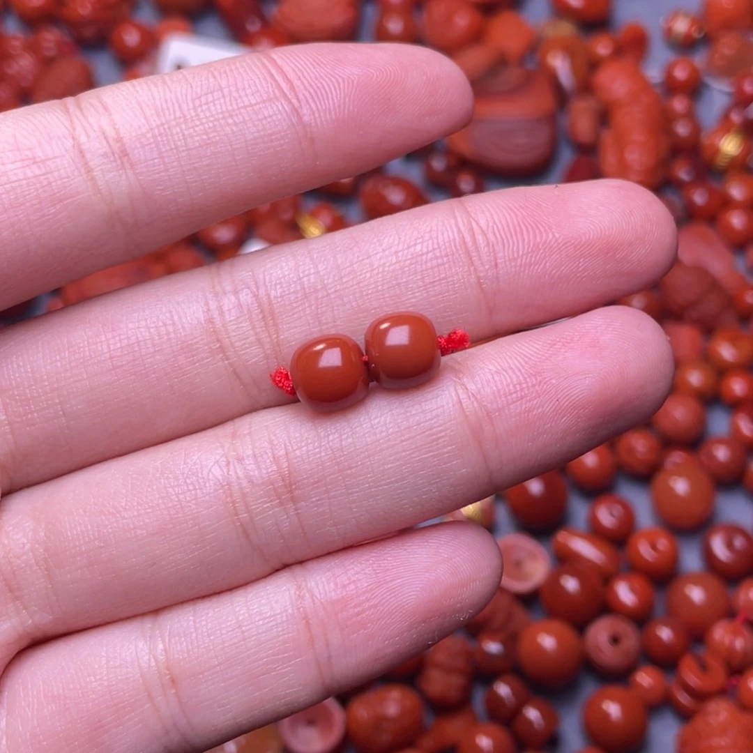 南红玛瑙配饰7.2未镶嵌傻****心