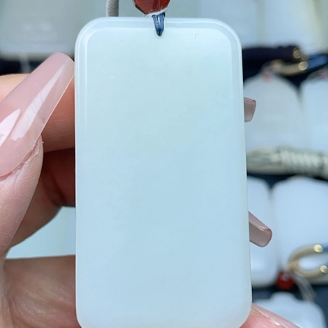 【闪购商品】颈饰未镶嵌和田玉