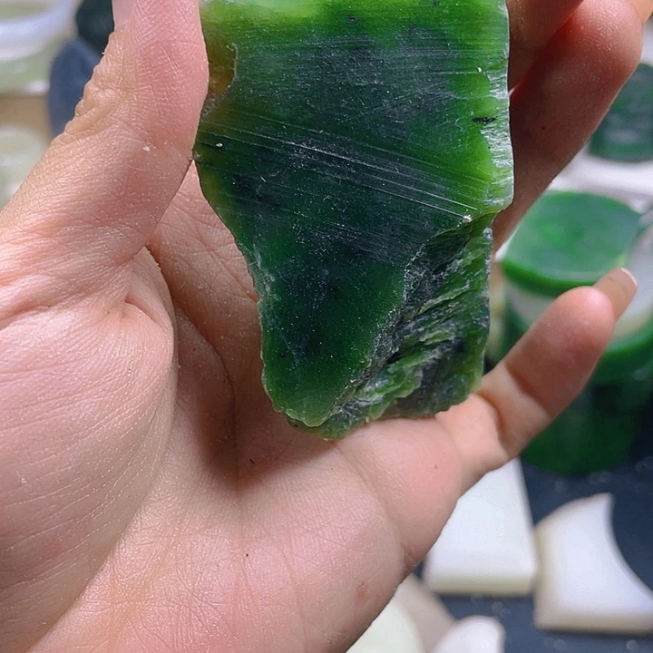 和田玉未镶嵌珠宝半成品