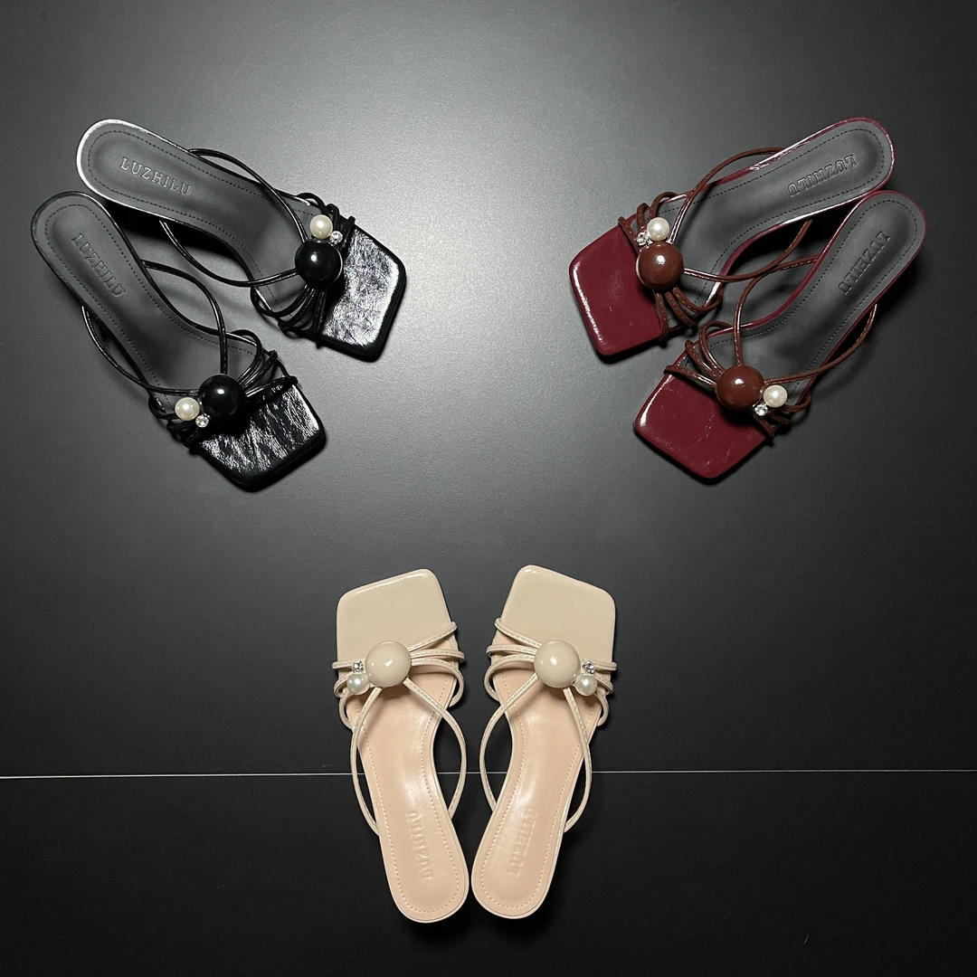 青一女鞋2025春夏新款法式方头简约珍珠一字拖时尚百搭高跟凉拖鞋