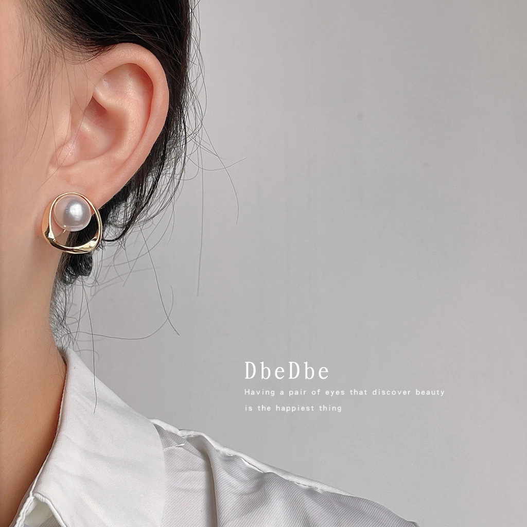 铜合金耳饰 高级感~蚊香盘耳夹镀18K圆形几何珍珠无耳洞耳饰