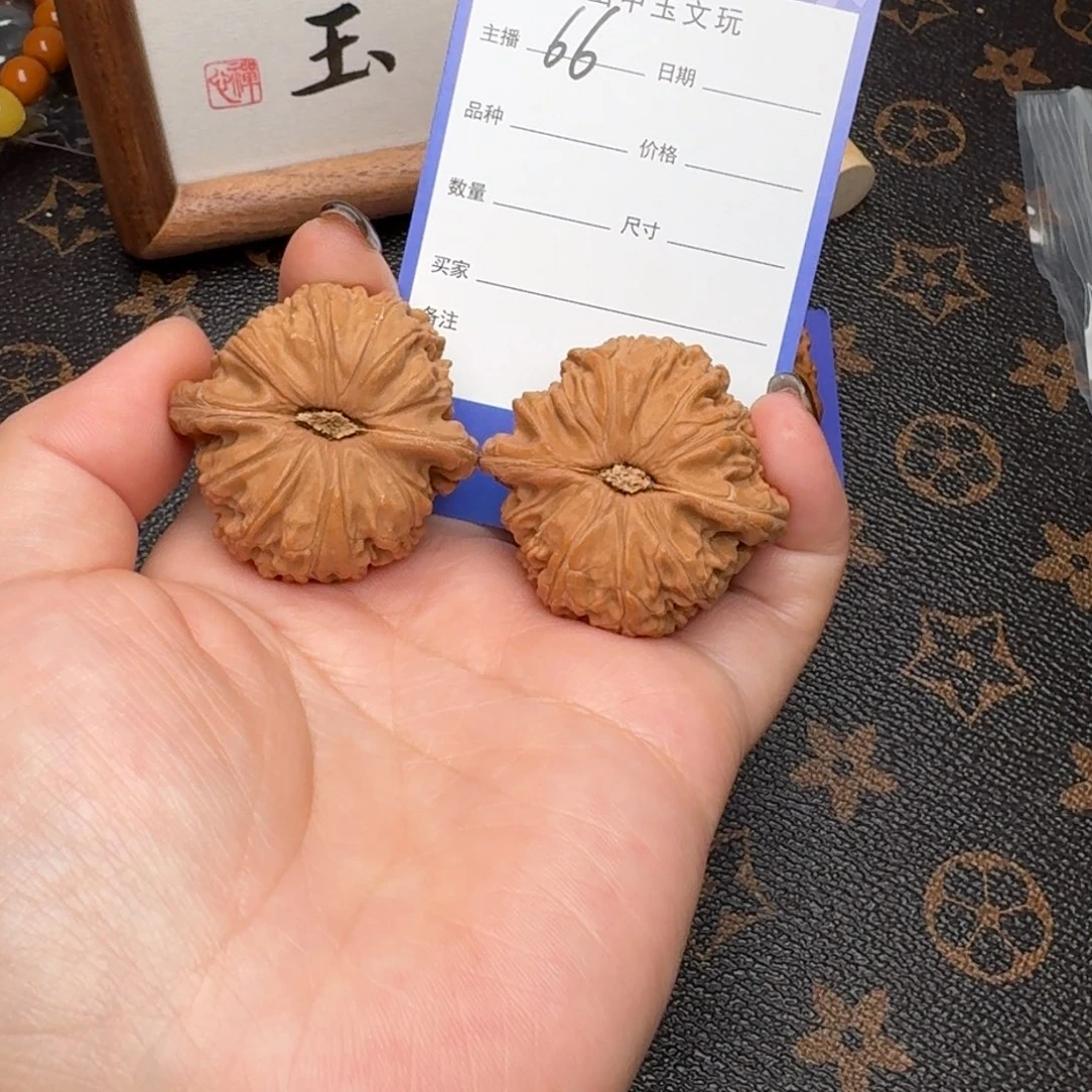 把件文玩核桃38白狮子66
