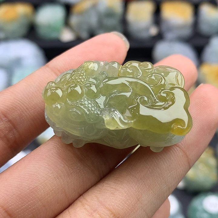 颈饰未镶嵌翡翠天然缅甸翡翠