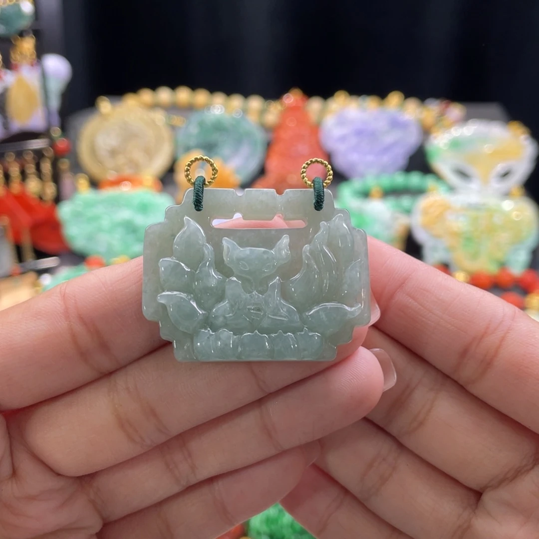 翡翠颈饰未镶嵌代编织