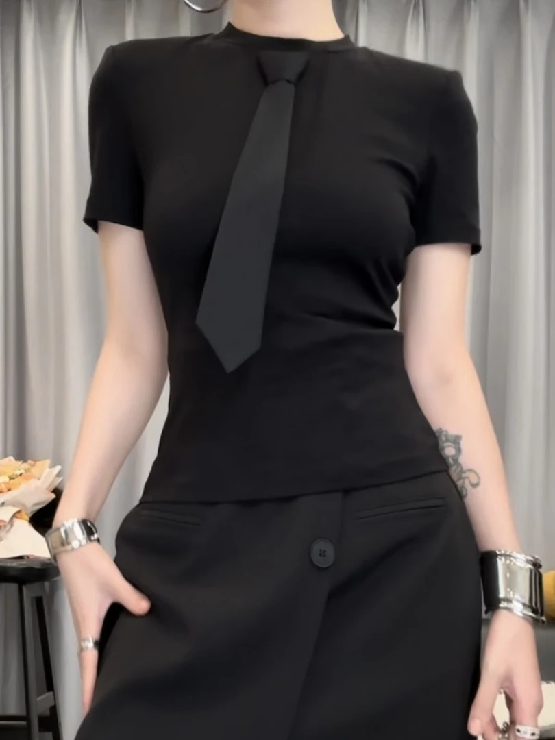 D1220夏季新款美式黑色短袖女领带小众设计纯色简约修身t恤潮