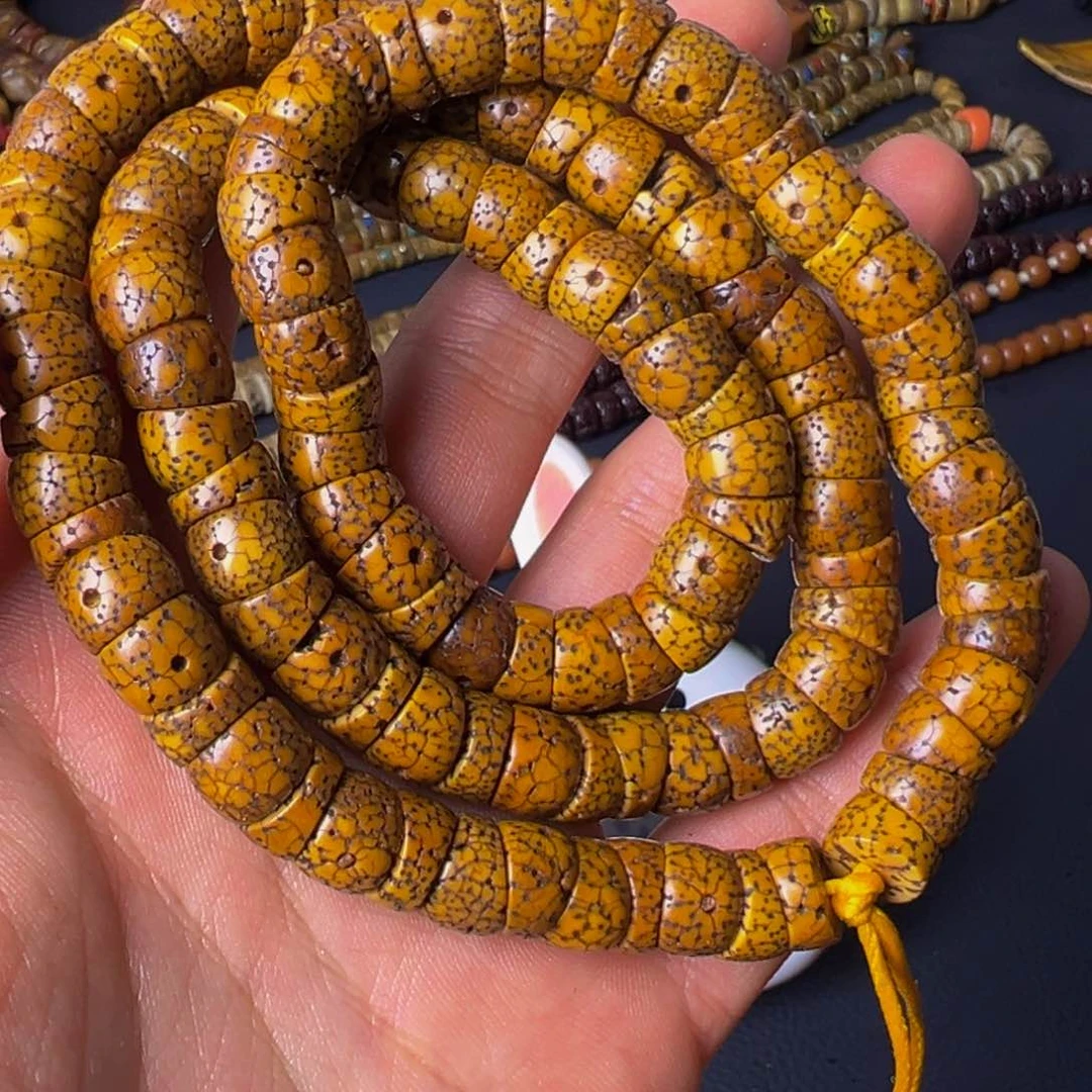 大果紫檀（缅甸花梨）格*