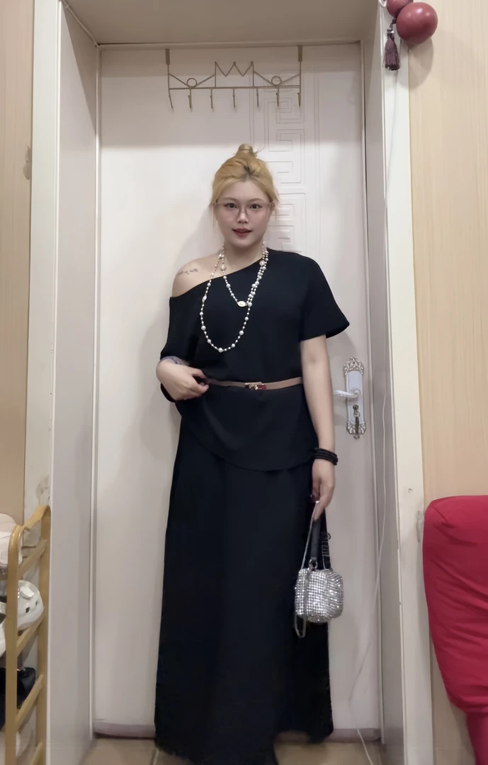 【邻家少女】极简一字斜肩上衣+韩系高腰显瘦半裙套装10261