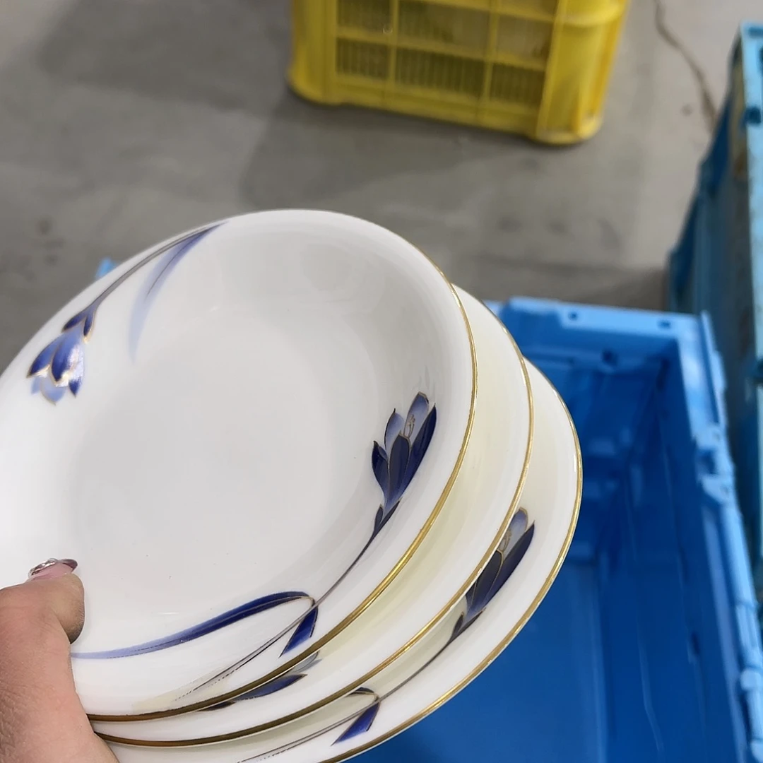 瓷片晚***j你要吃好睡暖和才去吃饭呢