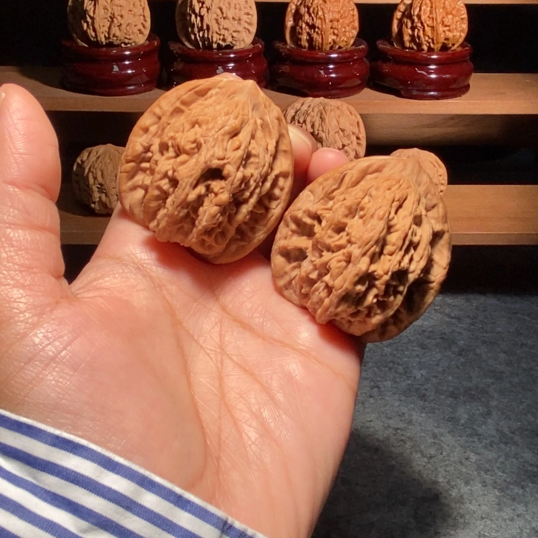 核桃其他顺纹麦穗虎头无修全品红皮41