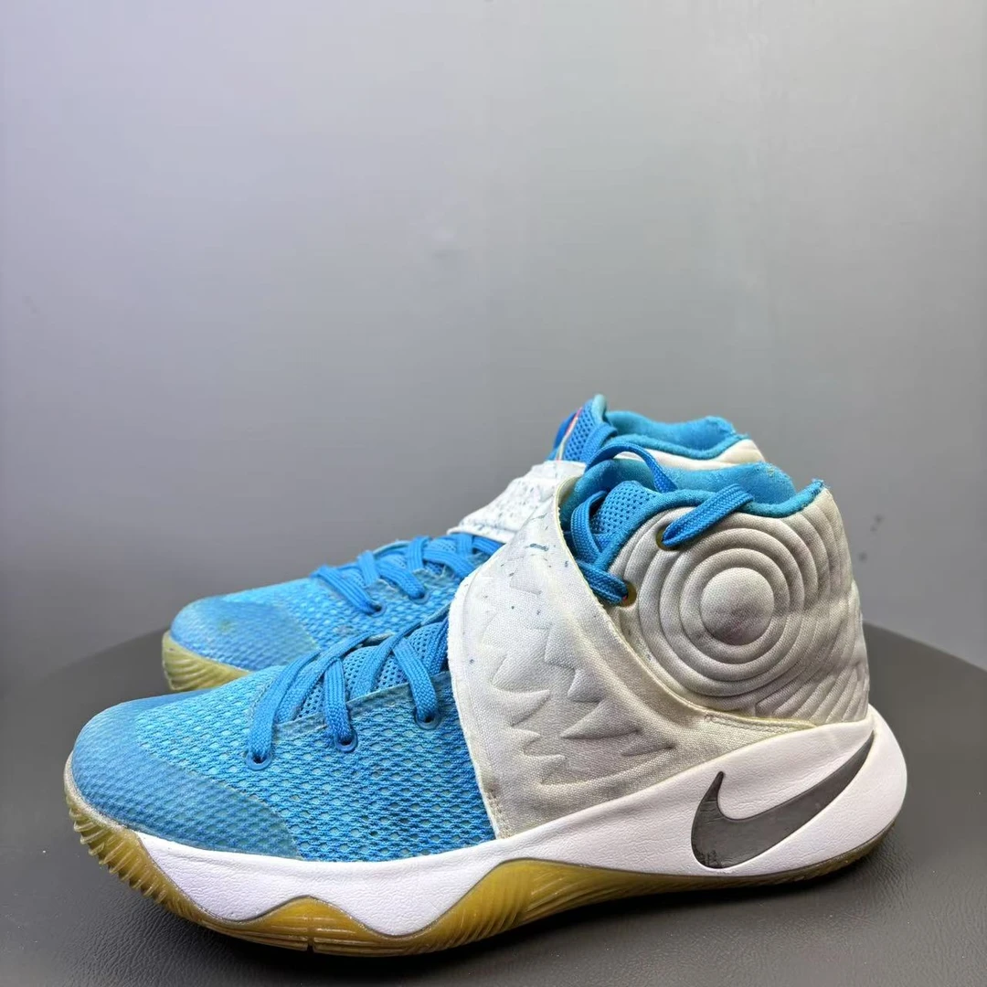 90新 NIKE/耐克 42码 Nike欧文2圣诞节 白蓝球鞋 非原盒