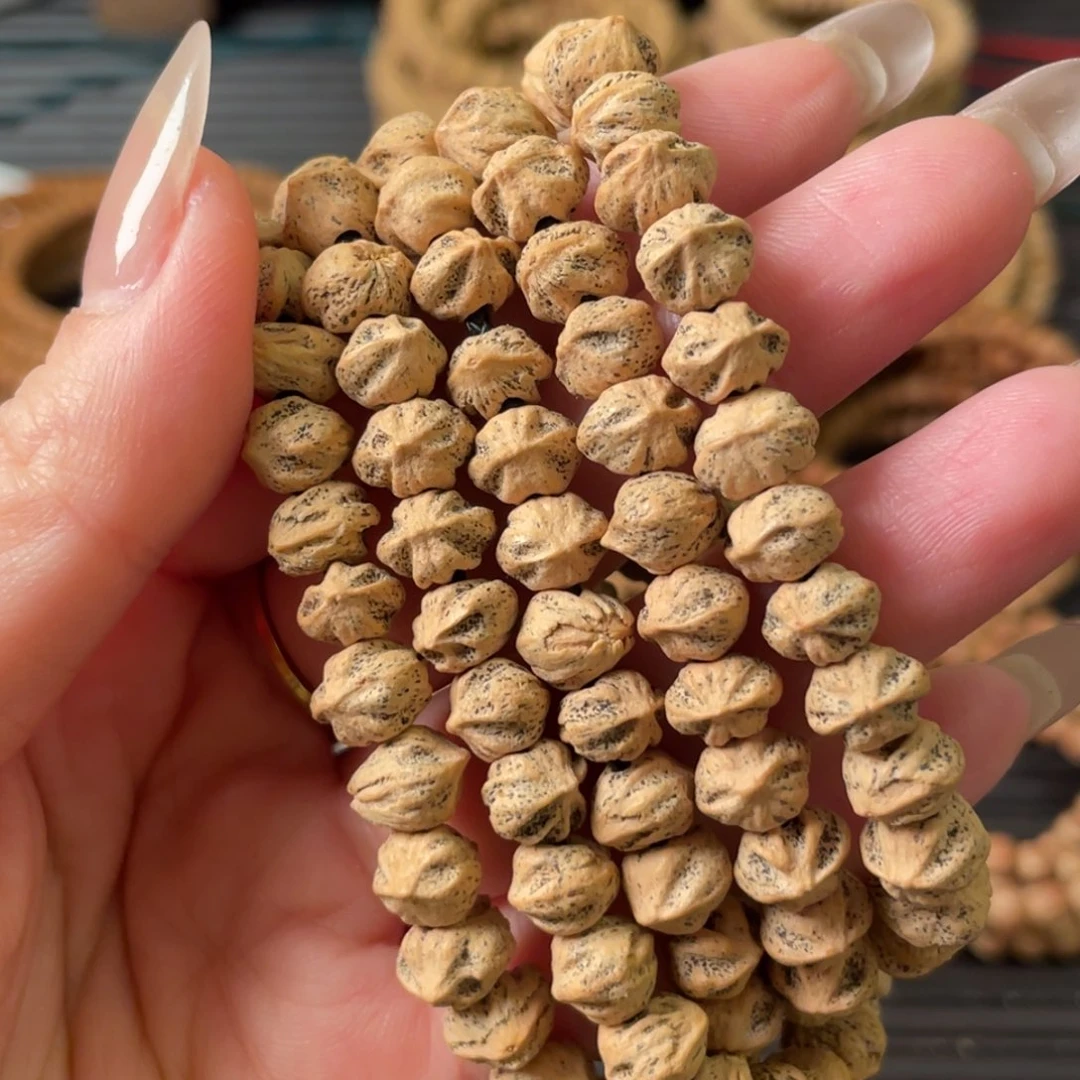 吊坠柏香籽/百香籽原桩橫打白牙鬼8+