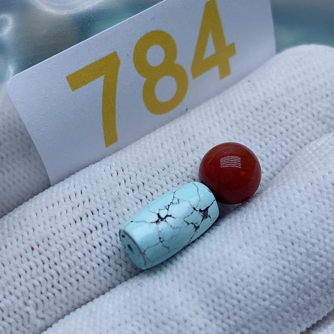 草***堂未镶嵌南红玛瑙珠宝奇石