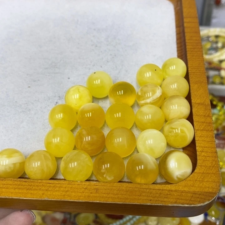 蜜蜡未镶嵌裸石多样性发货其一