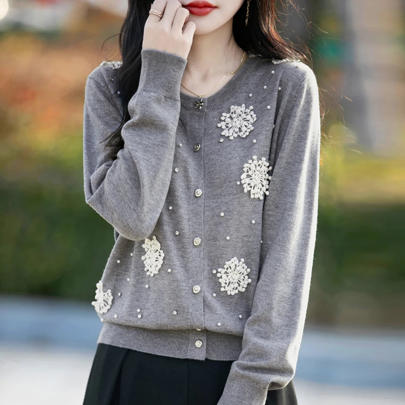 磬歆DMR814见外包装不褪色针织衫不缩水钉珠保暖圆领薄款打底衫