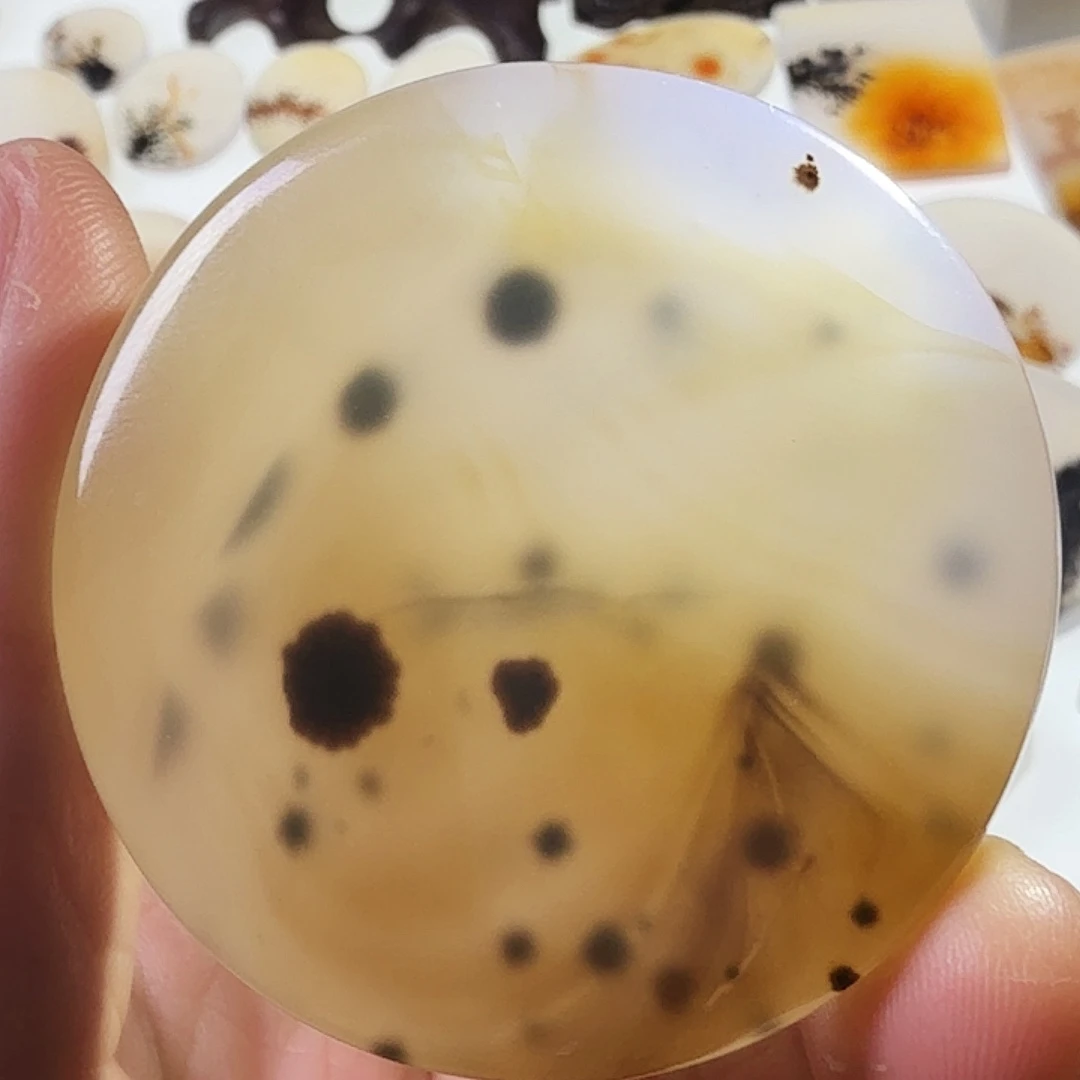 玛瑙/玉髓未镶嵌珠宝半成品