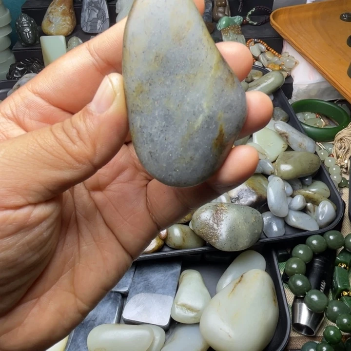 未镶嵌和田玉珠宝半成品