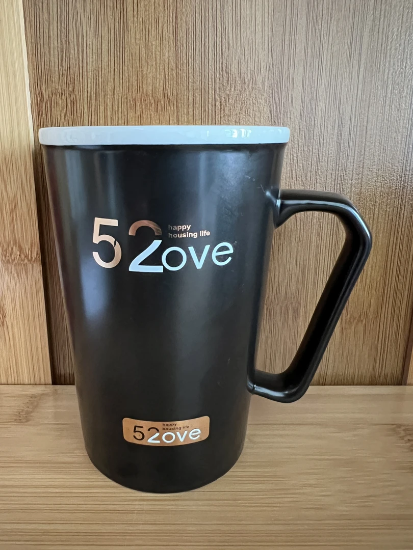 马克杯约350毫升（无盖无勺子）1个