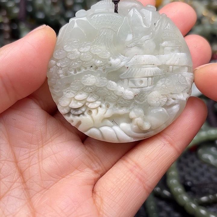 和田玉未镶嵌颈饰