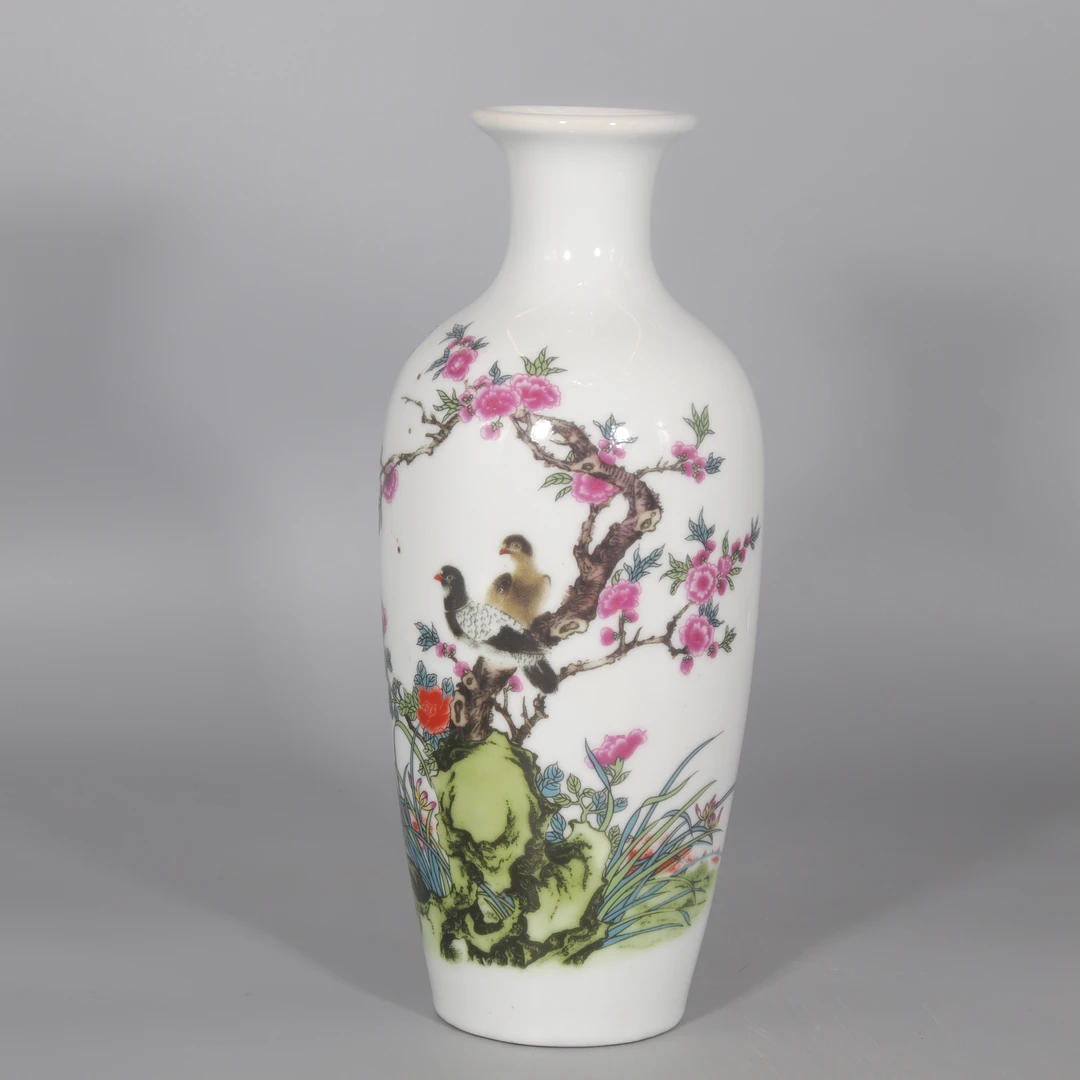 粉彩花卉瓶     H502-004