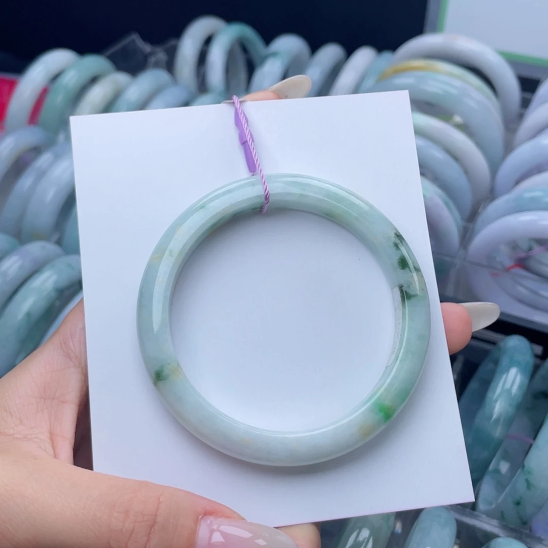 翡翠未镶嵌手镯56.8圈