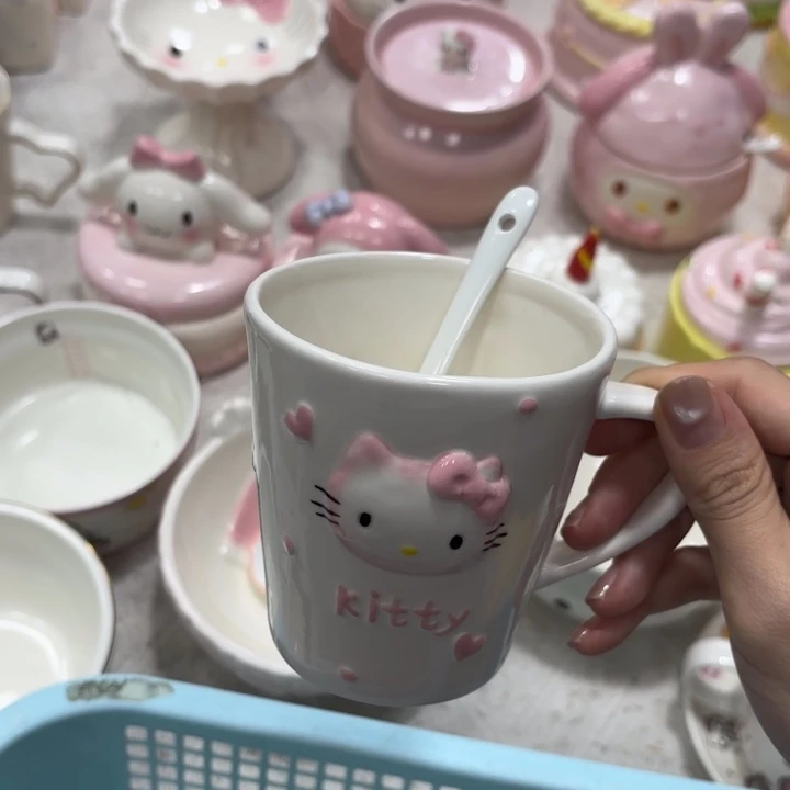 紫砂在干嘛呀亲爱呢