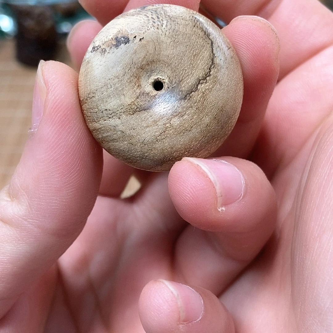 沉香吊坠正区达拉干平安扣