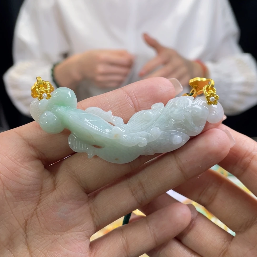 翡翠颈饰未镶嵌代编织