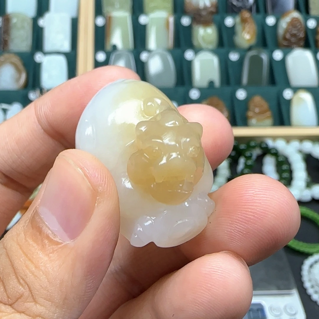 和田玉未镶嵌挂件