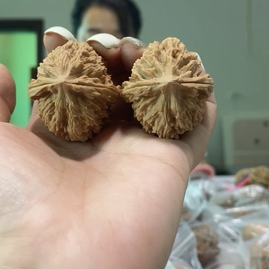 文玩核桃吊坠35仙人球