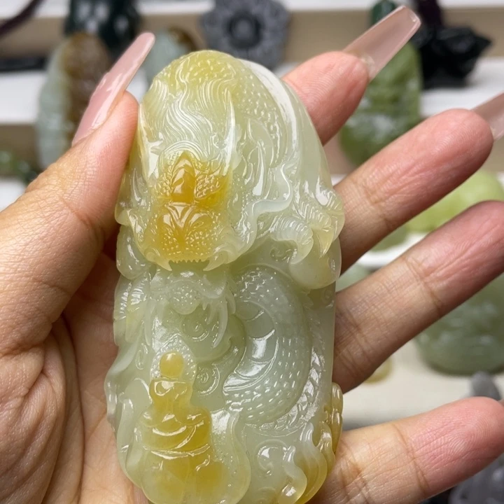 用***0和田玉未镶嵌颈饰