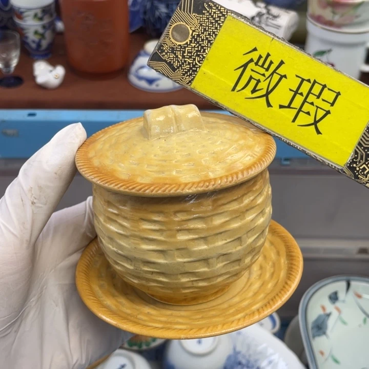 他家瓷器真美…开播了