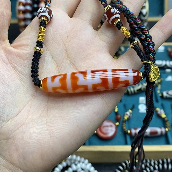 玛瑙/玉髓颈饰合金