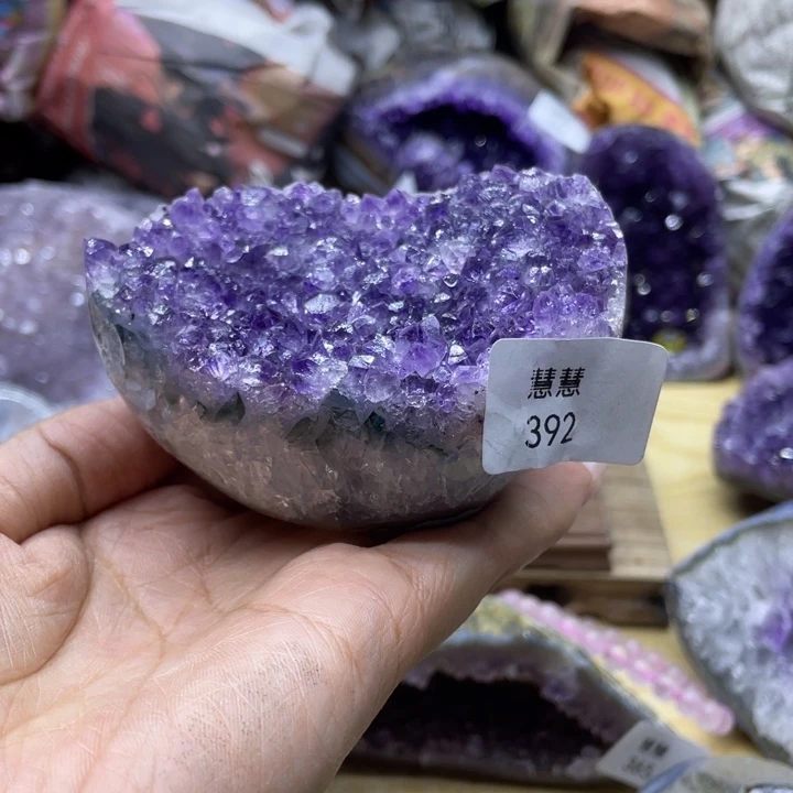 未镶嵌水晶大型摆件（非配饰）