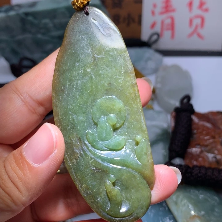 翡翠未镶嵌颈饰保真天然A货翡翠