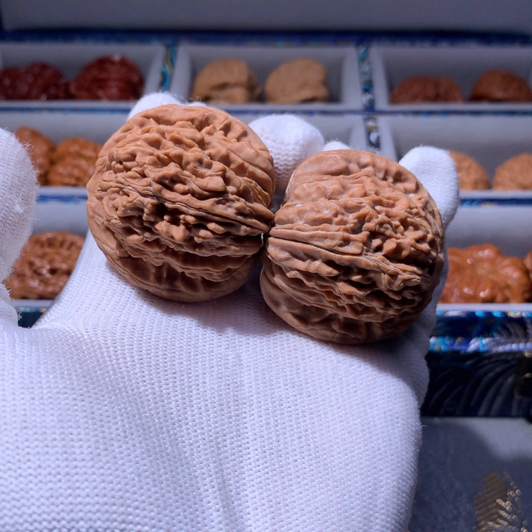 文玩核桃把件四座楼5070