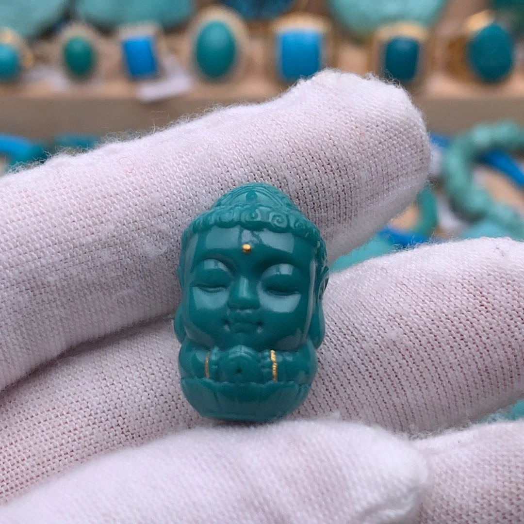 绿松石未镶嵌珠宝奇石