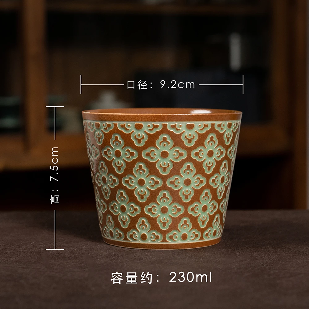 本土斋青瓷草木灰釉刻绘工艺可乐杯高端茶器捧杯威忌士杯大号茶器