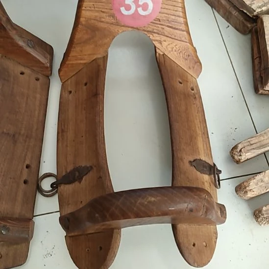 二***东民俗老物件，马鞍子