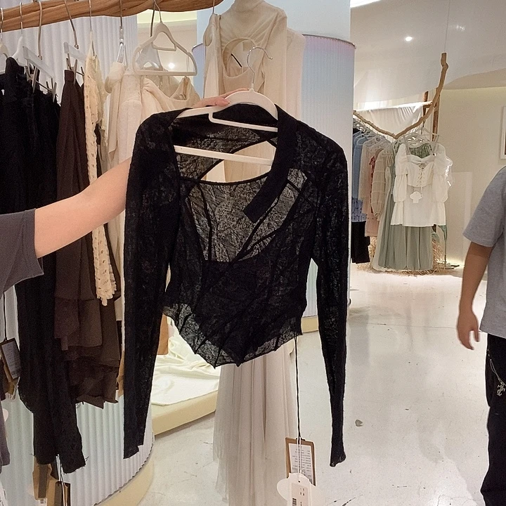 Elywood 上衣原价1580s不退不换