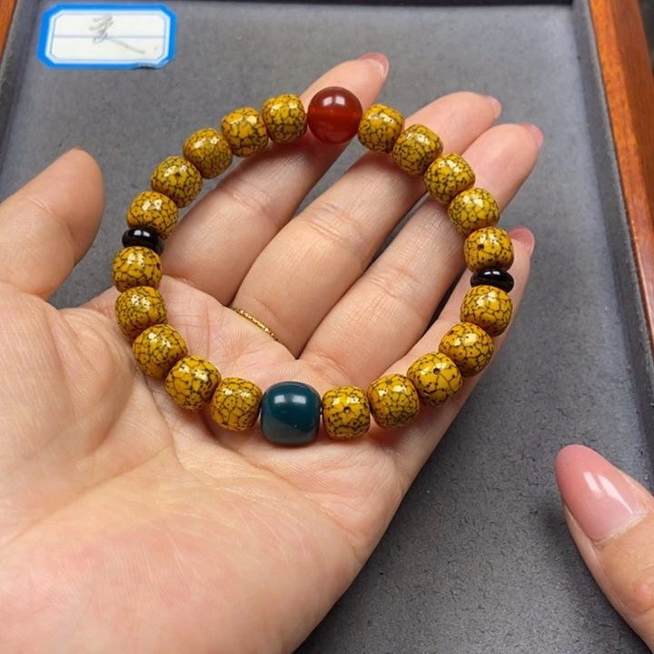 星月菩提吊坠菩提