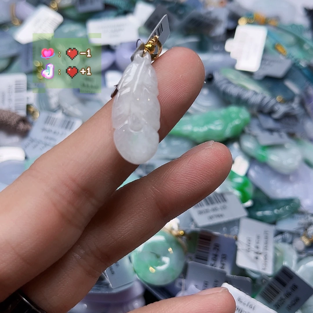 翡翠未镶嵌颈饰缅甸翡翠A货