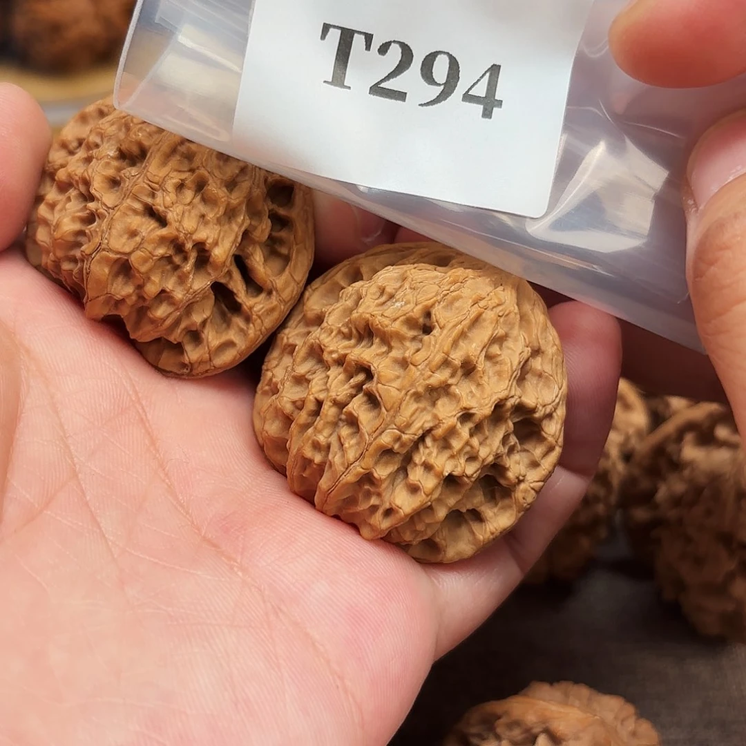 文玩核桃吊坠T294