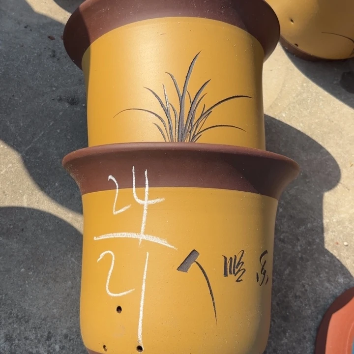紫砂花盆紫砂的花