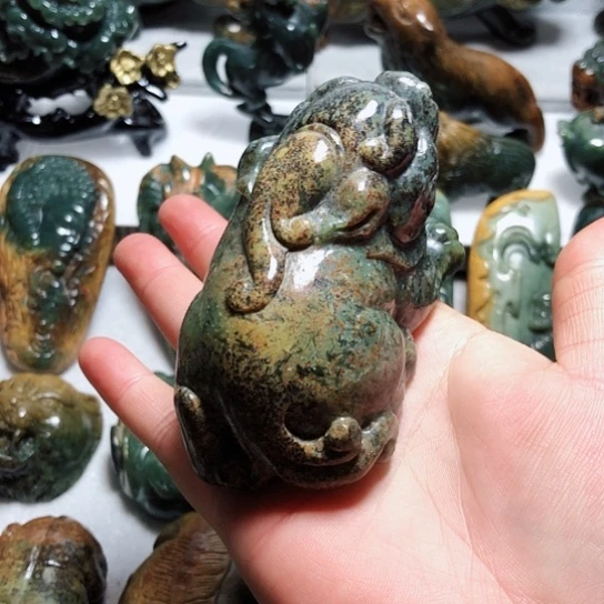 岫岩河磨玉（透闪石质玉）把件未镶嵌