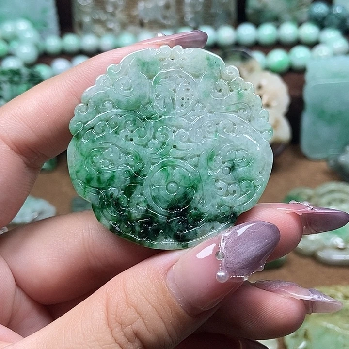 翡翠未镶嵌颈饰00000000000000