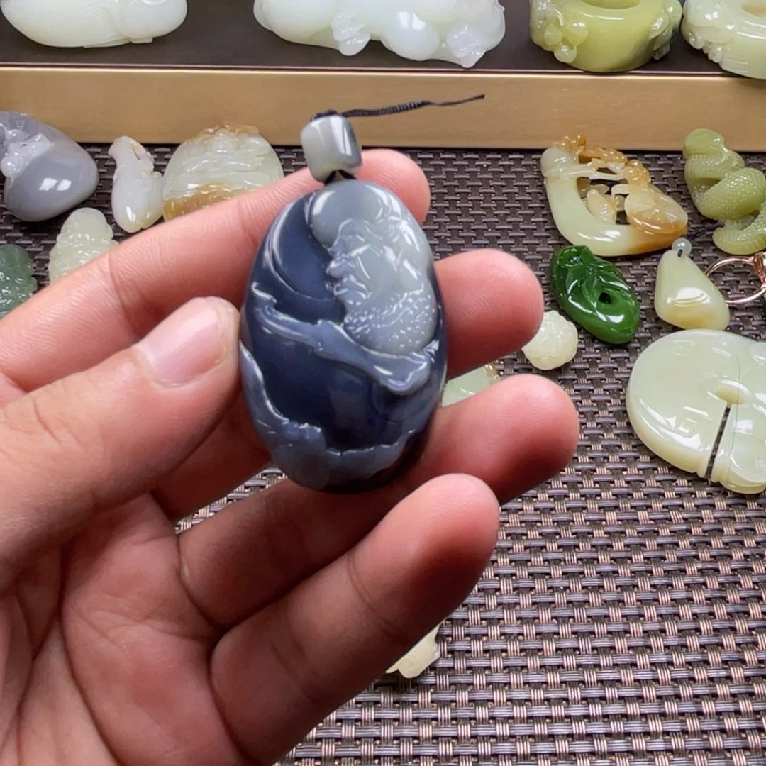 ꧁***꧂和田玉未镶嵌颈饰
