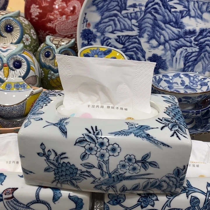 【闪购商品】摆件陶瓷纸巾盒摆件。。