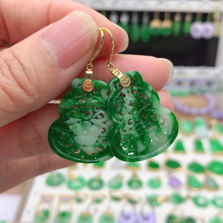 翡翠18K金镶嵌耳饰