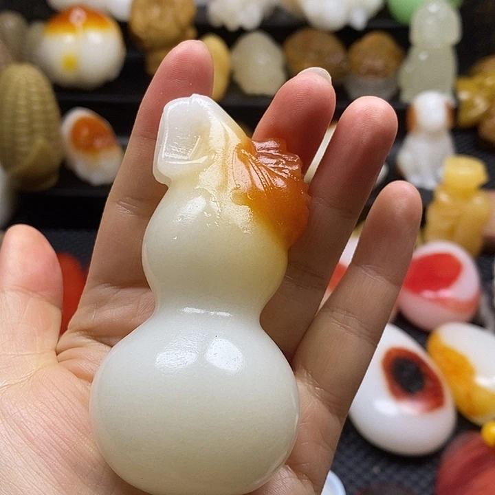 完全开放新疆戈壁五彩石